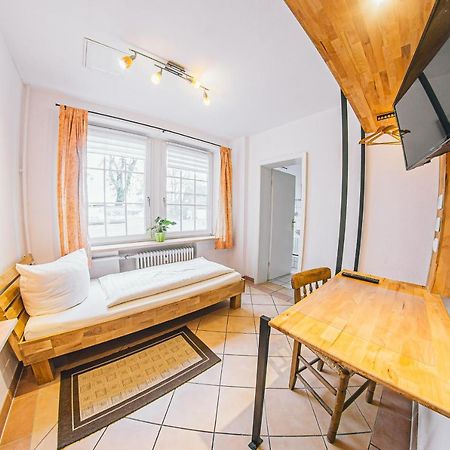 Zum Eichenfrieden Hotel Rade  Екстериор снимка